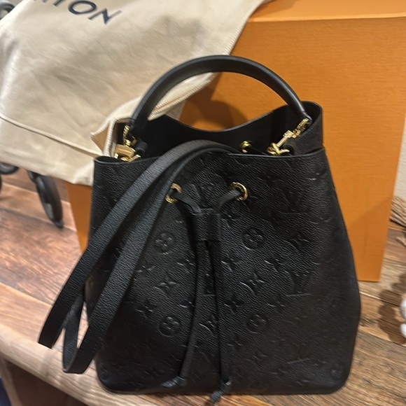 Louis Vuitton Handbags - LV Neo Noe MM Monogram Emperine